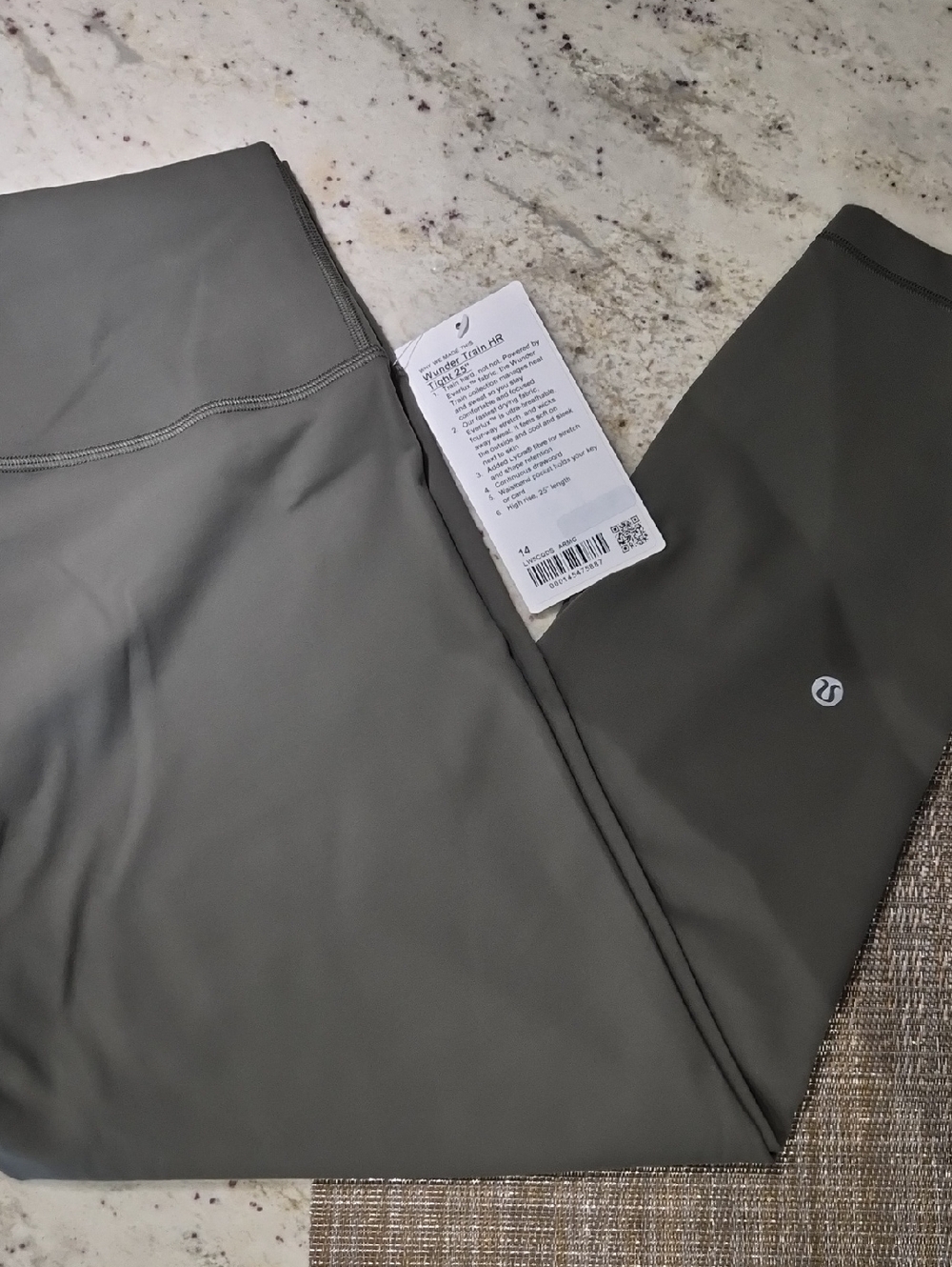lululemon athletica Women's Olive Gray Wunder Train HR 25"